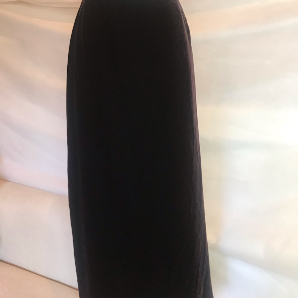 NWT Dana Buchman Velvet Full-Length Skirt Size 2